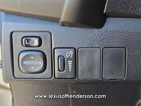 Used 2018 Toyota Corolla L image 22