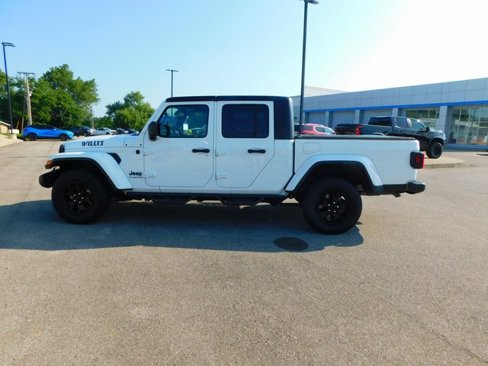 Used 2021 Jeep Gladiator Willys image 9