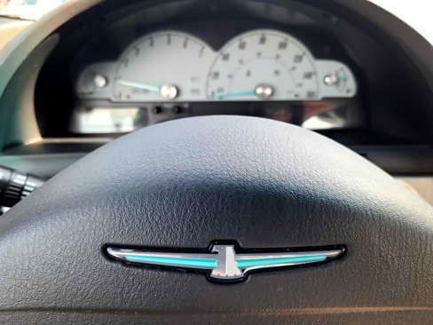 Used 2002 Ford Thunderbird image 13