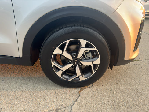 Used 2020 Kia Sportage LX image 7