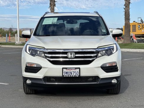 Used 2017 Honda Pilot Elite image 2