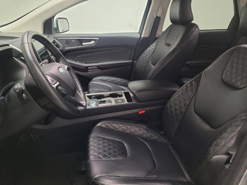 Used 2024 Ford Edge Titanium image 17