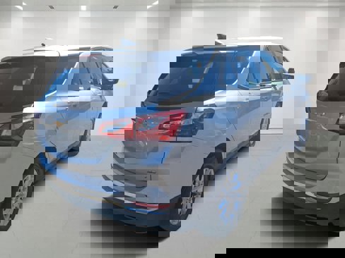 Used 2018 Chevrolet Equinox LS image 4