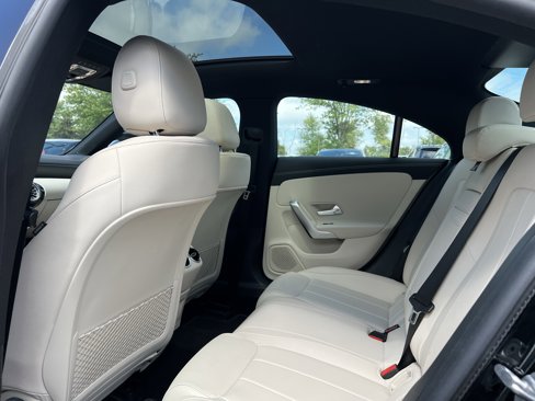 Used 2022 Mercedes-Benz CLA 250 4MATIC image 24