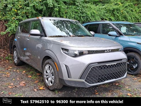 New 2025 Kia Soul LX image 1