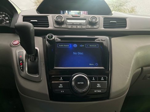 Used 2014 Honda Odyssey EX image 9