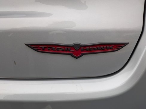 Used 2024 Jeep Compass Trailhawk image 28