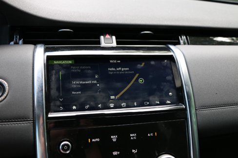 Used 2020 Land Rover Discovery Sport SE image 23