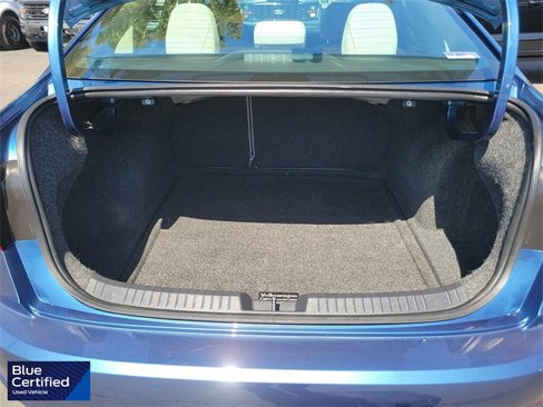 Used 2020 Volkswagen Jetta image 20