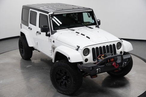 Used 2016 Jeep Wrangler Unlimited Sahara w/ Connectivity Group image 42