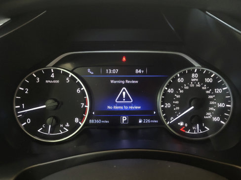 Used 2018 Nissan Murano SV image 23
