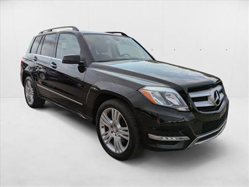 Used 2013 Mercedes-Benz GLK 350 4MATIC image 3