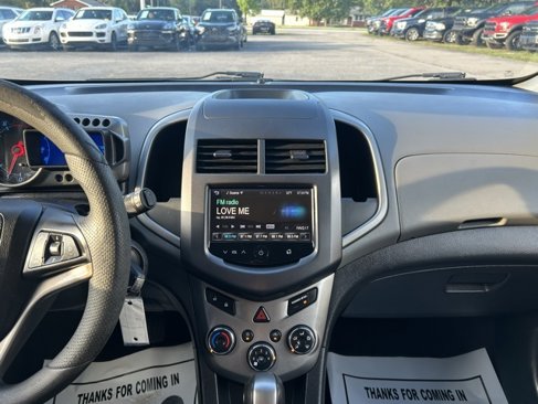 Used 2013 Chevrolet Sonic LT image 19