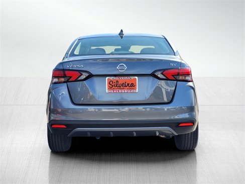 Used 2021 Nissan Versa SV image 6
