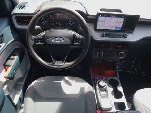 Used 2024 Ford Maverick XLT image 11