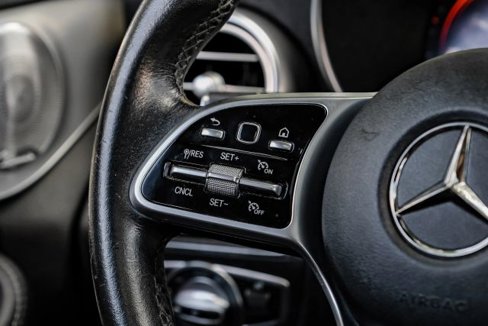 Used 2020 Mercedes-Benz C 300 Sedan image 18
