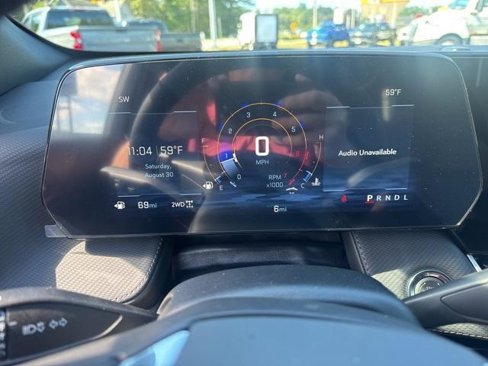 New 2026 Chevrolet Equinox LT w/ Convenience Package II image 11