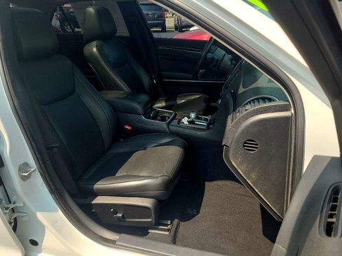 Used 2020 Chrysler 300 Limited image 12