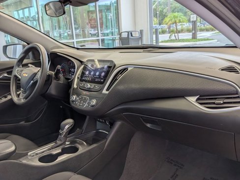Used 2023 Chevrolet Malibu LT image 21