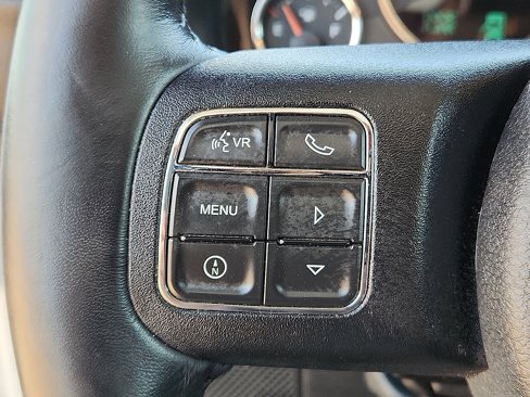 Used 2015 Jeep Wrangler Unlimited Sahara w/ Connectivity Group image 21