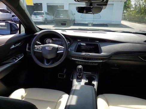 Certified 2022 Cadillac XT4 Sport w/ Comfort Package image 18