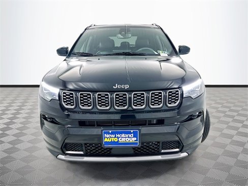 Certified 2024 Jeep Compass Limited w/ High Altitude Package image 2