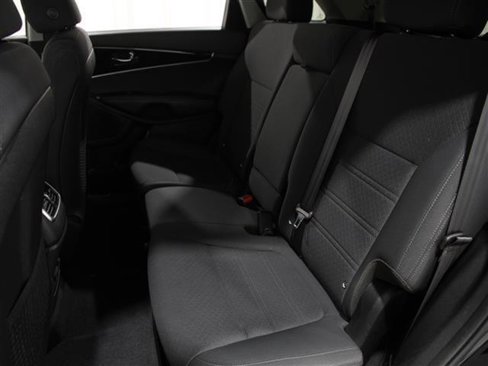Used 2020 Kia Sorento LX w/ LX I4 Convenience Package image 18