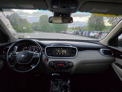 Used 2020 Kia Sorento EX image 20