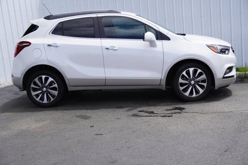 Used 2018 Buick Encore Premium image 2