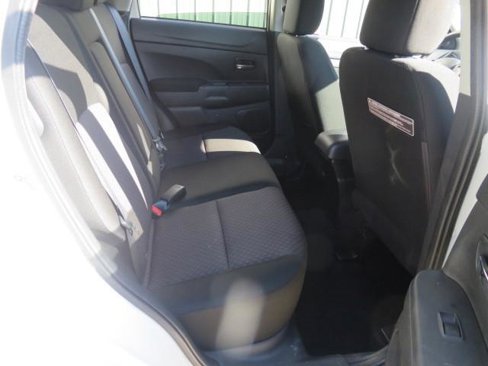 Used 2017 Mitsubishi Outlander Sport LE image 19