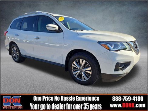 Used 2018 Nissan Pathfinder SV image 1