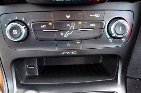 Used 2017 Ford Focus SE image 22