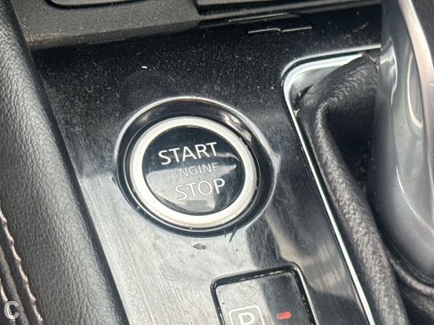 Used 2022 Nissan Kicks SR image 16