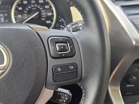 Used 2015 Lexus NX 200t FWD image 29