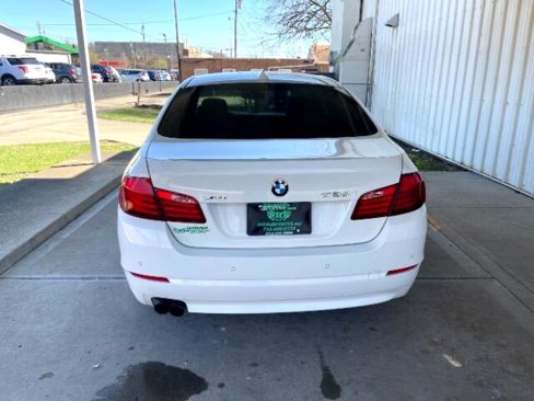 Used 2013 BMW 528i xDrive Sedan image 4