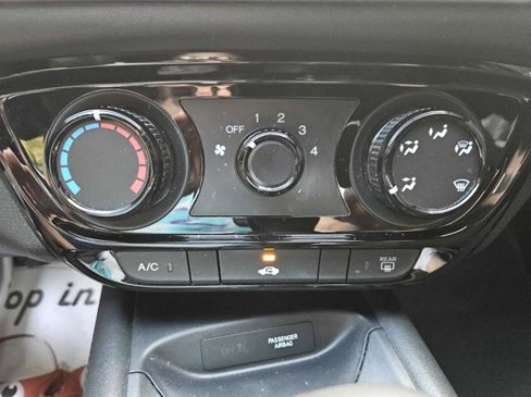 Used 2019 Honda HR-V Sport image 17
