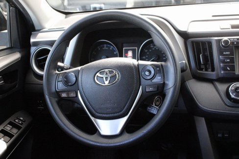 Used 2017 Toyota RAV4 LE image 27