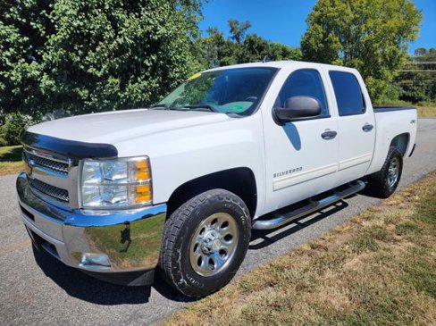 Used 2013 Chevrolet Silverado 1500 LT image 2
