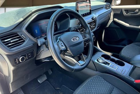 Used 2023 Ford Escape Active image 14