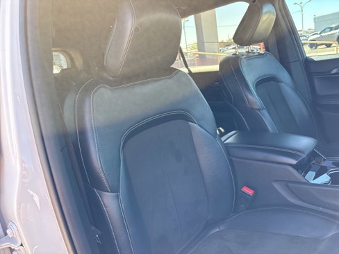 Used 2022 Jeep Grand Cherokee L Laredo image 26