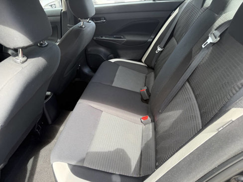 Used 2021 Nissan Versa SV image 13