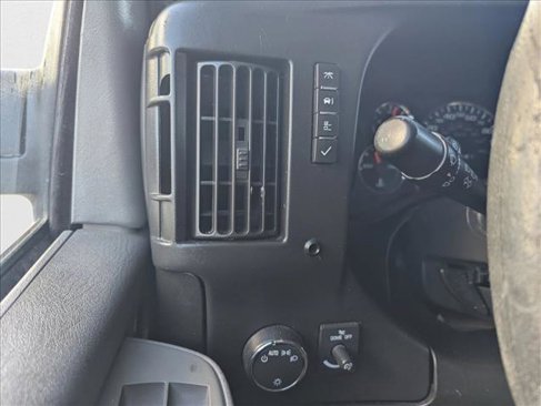 Used 2017 GMC Savana 2500 image 13