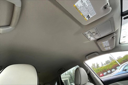 Used 2015 Toyota Venza XLE image 13