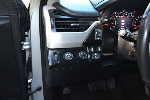 Used 2015 GMC Yukon Denali image 18
