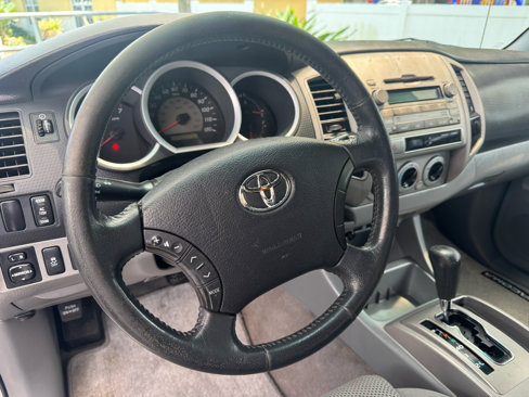 Used 2010 Toyota Tacoma PreRunner image 14