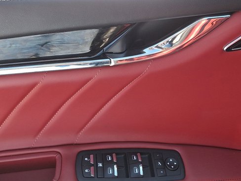 Used 2022 Maserati Quattroporte Modena Q4 image 15