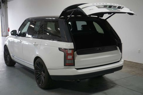 Used 2016 Land Rover Range Rover HSE image 4