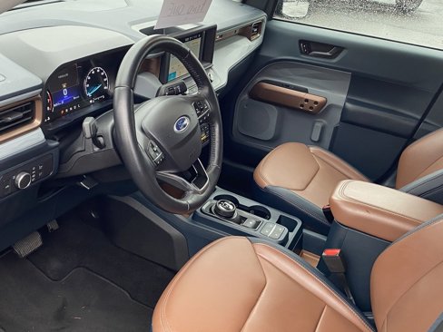 Used 2022 Ford Maverick Lariat w/ Equipment Group 500A Standard image 8