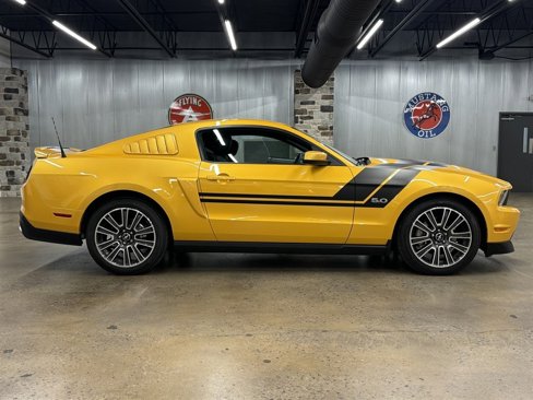 Used 2011 Ford Mustang GT Premium w/ GT Coupe Accessory Pkg 1 image 15