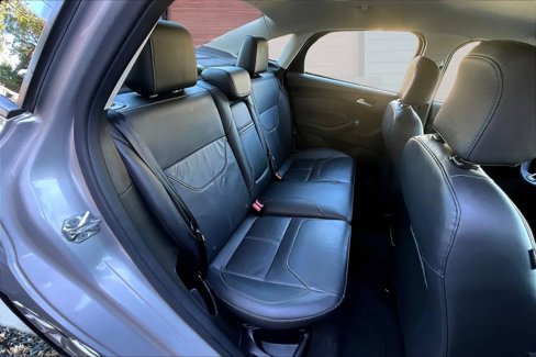 Used 2016 Ford Focus SE w/ Equipment Group 201A image 25